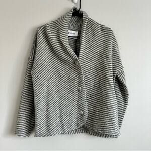 Geysir Women’s Gray White 100% Icelandic Wool Cardigan Sweater Size Small